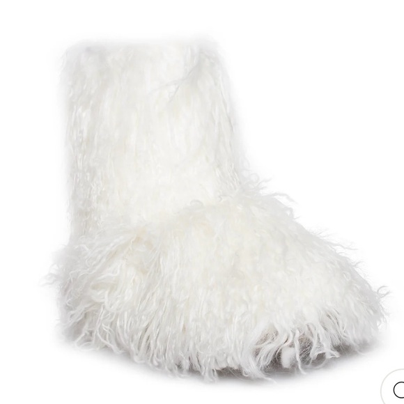 ⭐️💖 UGG MONGOLIAN FLUFF MOMMA PURE SHEEPS WOOL BOOTS💖⭐️ - Picture 6 of 8